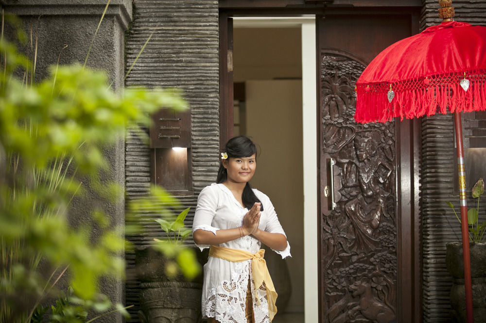 Bugan Villas Seminyak Exterior foto